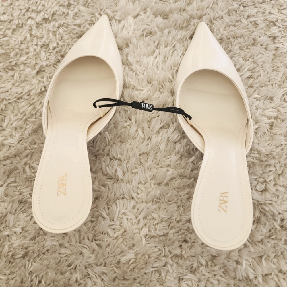 Zara faux patent leather pointed high heel